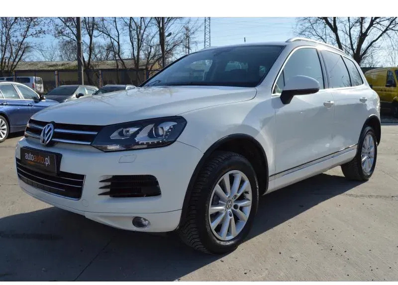 volkswagen touareg Volkswagen Touareg cena 53000 przebieg: 260000, rok produkcji 2011 z Jastrowie